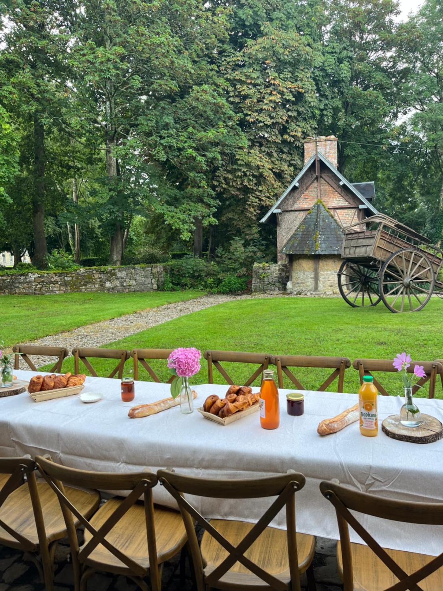 Abbaye De Blanchelande Bed & Breakfast