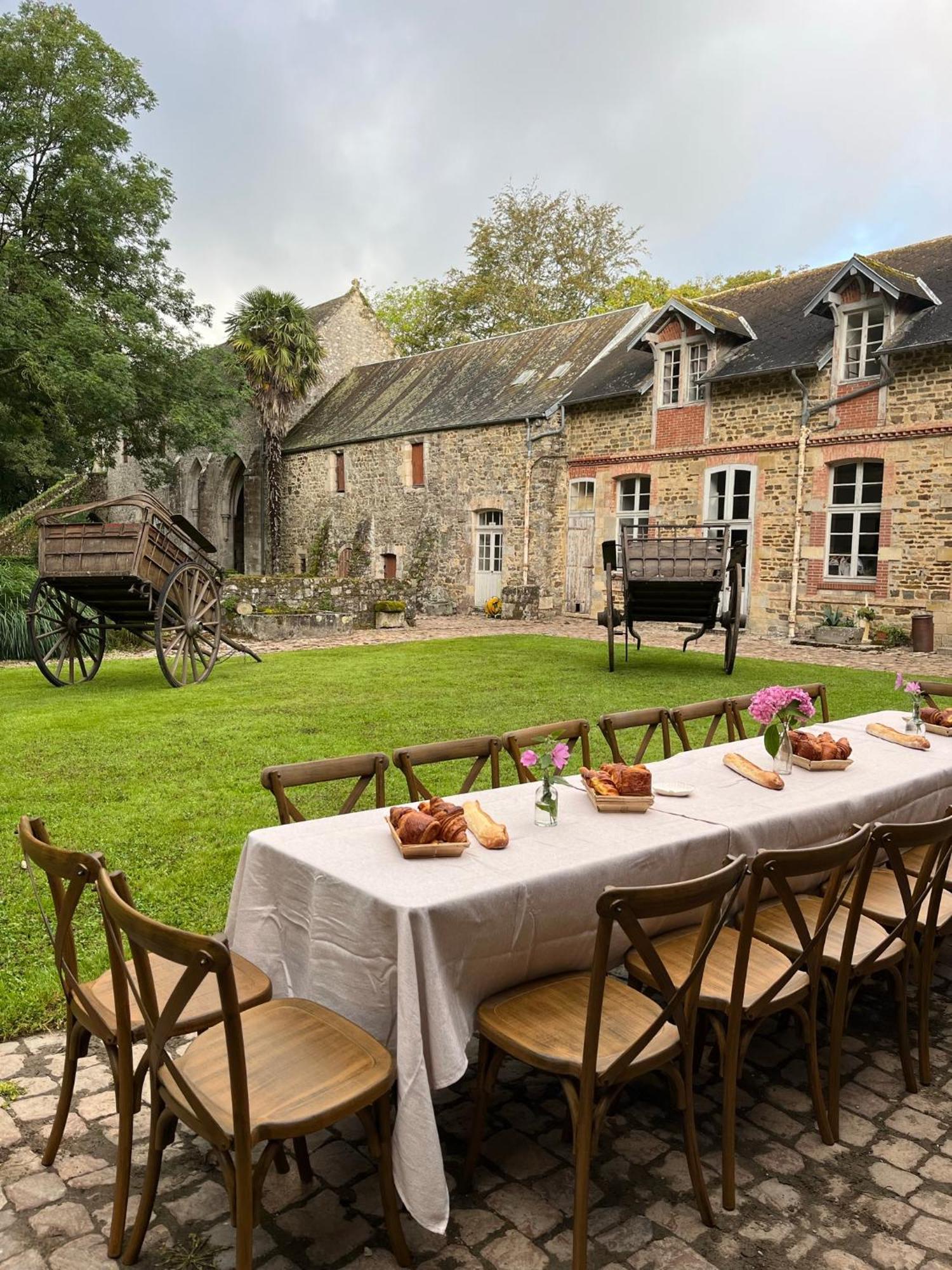 Bed & Breakfast Abbaye De Blanchelande *