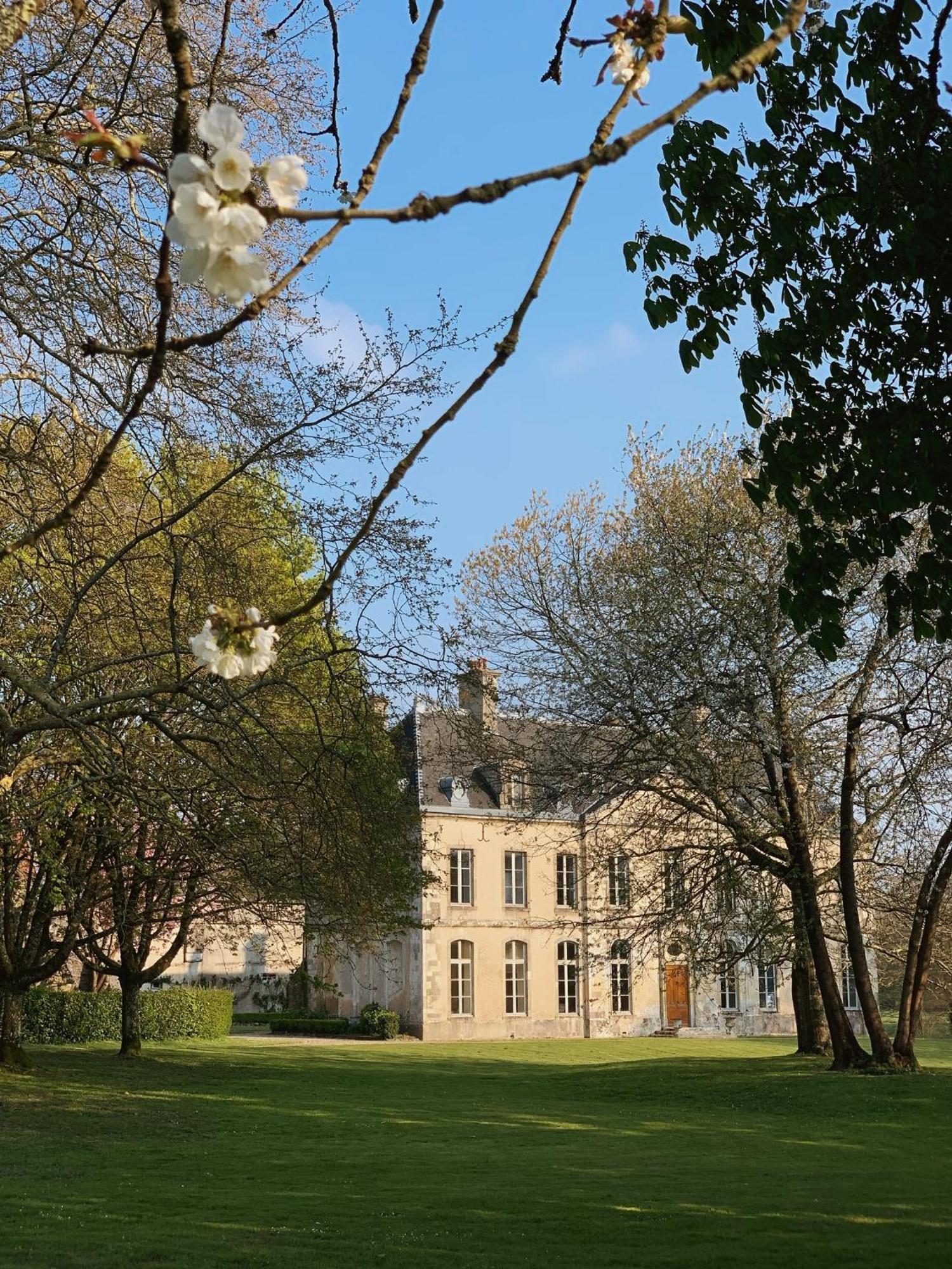 Abbaye De Blanchelande Frühstückspension